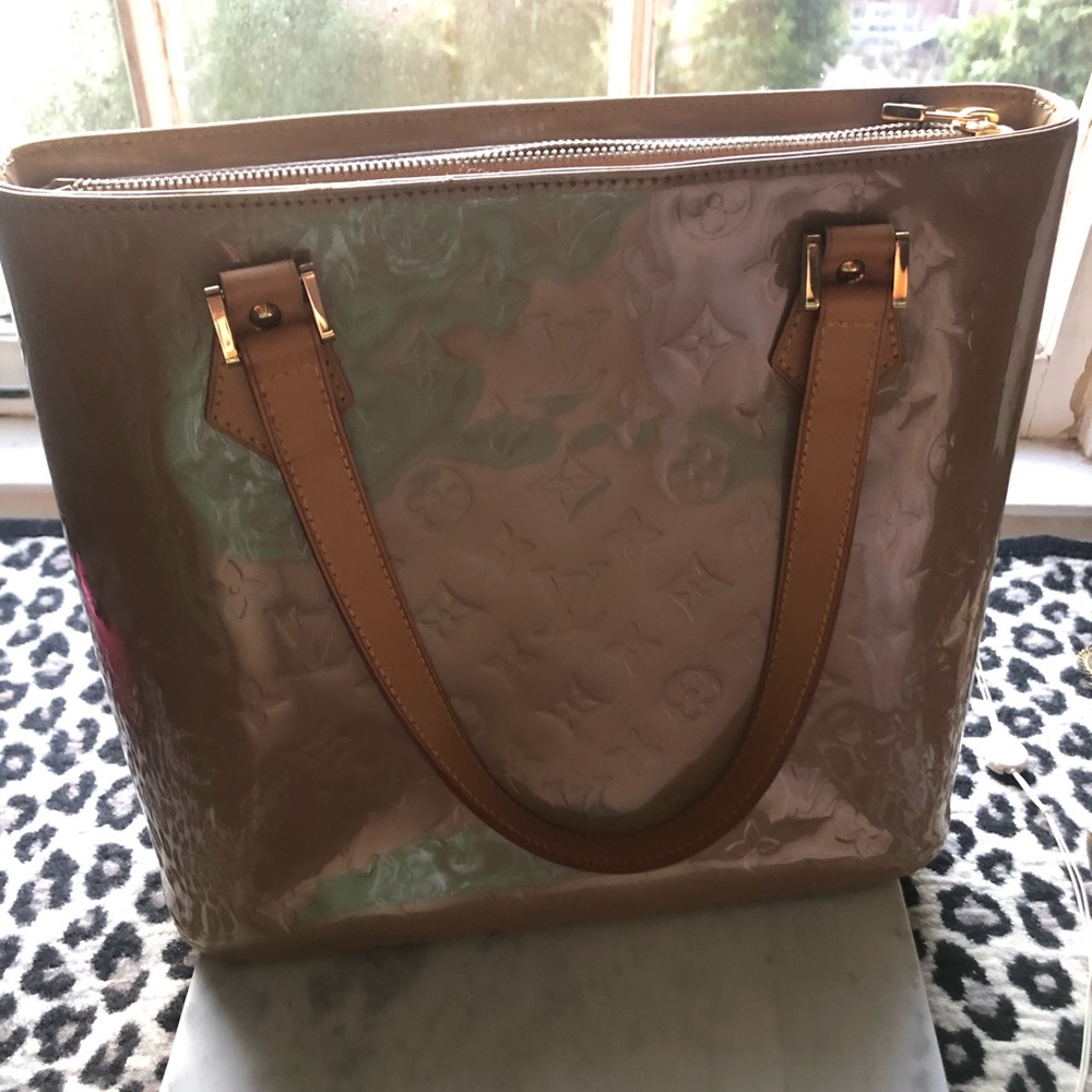 Louis Vuitton Houston Authentic Bag